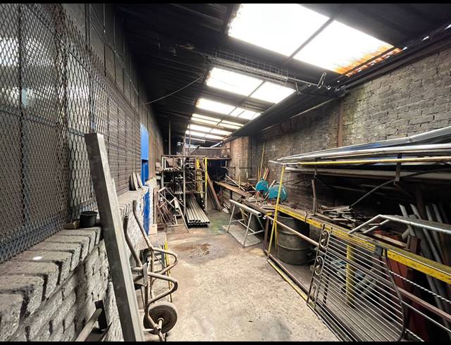 493M² WAREHOUSE FOR SALE IN BRAKPAN CENTRAL